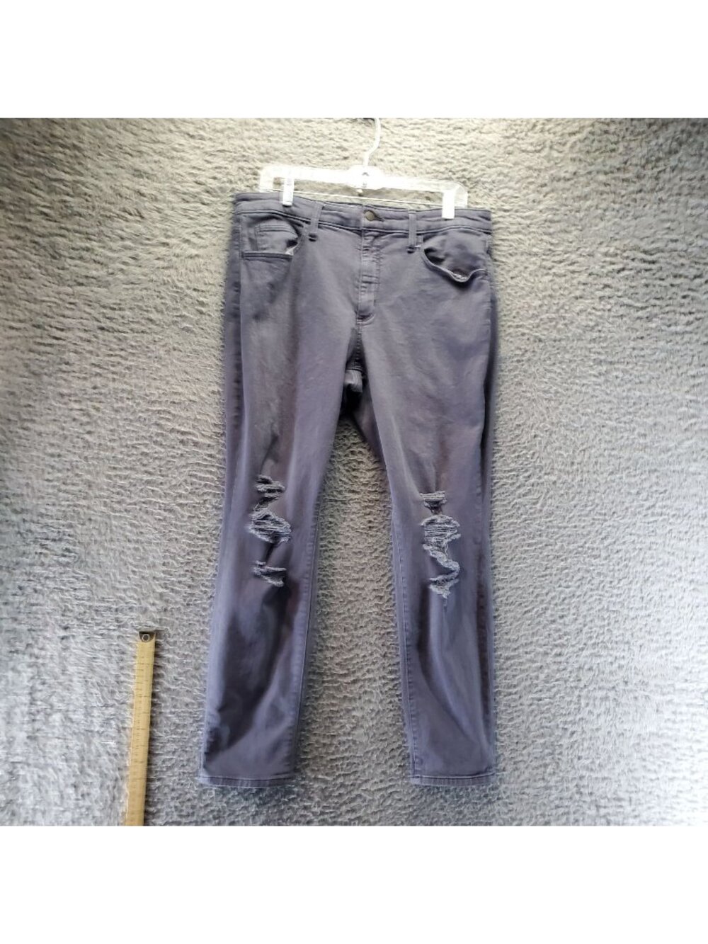 Universal Thread Jeans Womens 14 Gray High-Rise Skinny Distressed *Read*
